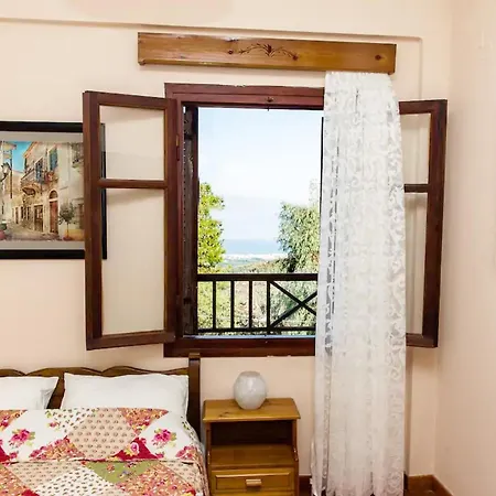 Roussospiti House With Swimming Pool *